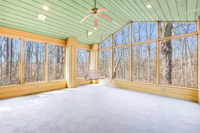 2128  Hunters Ridge Ct, Manitowoc, WI 54220 - Photo 30