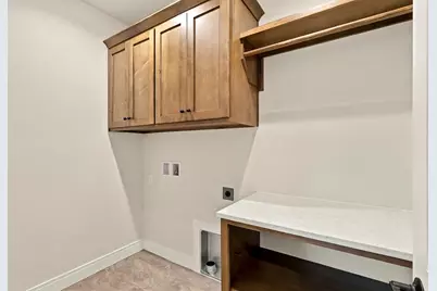 338  Mosie Ct, Manitowoc, WI 54220 - Photo 32