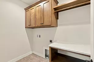 338 Mosie Ct, Manitowoc, WI 54220 - Photo 32