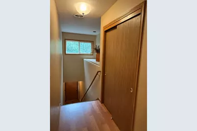 6205 S Creekside Dr #8, Cudahy, WI 53110 - Photo 2