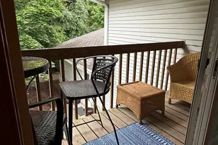 6205 S Creekside Dr, Cudahy, WI 53110 - Photo 8