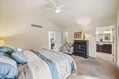 1811  Farm View Dr, Port Washington, WI 53024 - Photo 18
