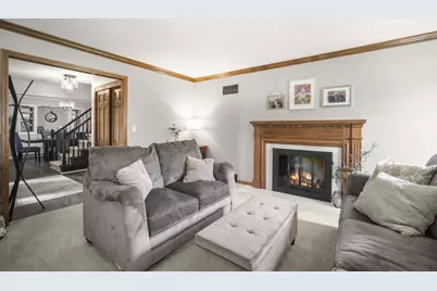 1600  Constitution Dr, Brookfield, WI 53045 - Photo 4