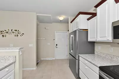 9227 S 54th St, Franklin, WI 53132 - Photo 16