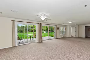 9227 S 54th St, Franklin, WI 53132 - Photo 38