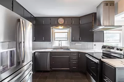 2318  Ferry St, La Crosse, WI 54601 - Photo 6