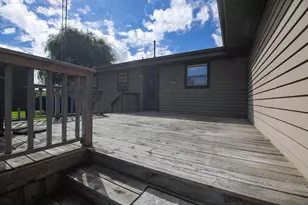 2035 Dustir Dr, Racine, WI 53402 - Photo 8