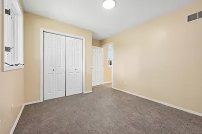 904 S 112th St, West Allis, WI 53214 - Photo 22