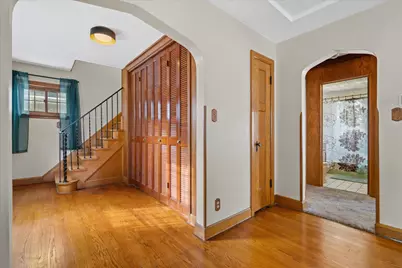 501 N 113th St, Wauwatosa, WI 53226 - Photo 4