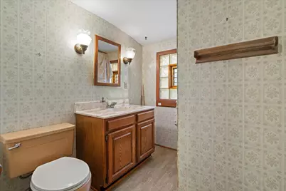 501 N 113th St, Wauwatosa, WI 53226 - Photo 10