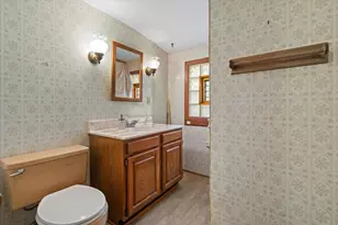 501 N 113th St, Wauwatosa, WI 53226 - Photo 10