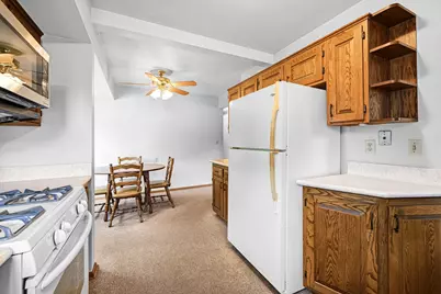 6041  Doyle St, Greendale, WI 53129 - Photo 14