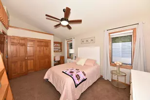 1275 Ridge Rd, Brookfield, WI 53186 - Photo 20