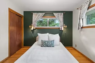 8244 W Acacia St, Milwaukee, WI 53223 - Photo 18