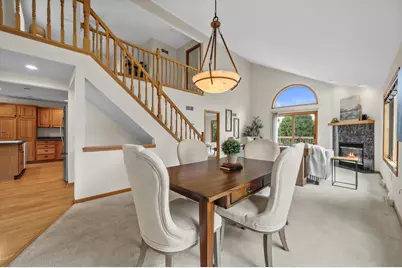 W240N2377  Range Line Ct #B, Pewaukee, WI 53072 - Photo 18