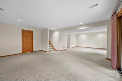 W240N2377  Range Line Ct #B, Pewaukee, WI 53072 - Photo 36