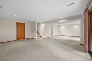 W240N2377 Range Line Ct, Pewaukee, WI 53072 - Photo 36