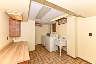 2762 N 82nd St, Milwaukee, WI 53222 - Photo 34