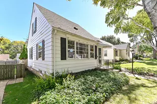 2762 N 82nd St, Milwaukee, WI 53222 - Photo 4