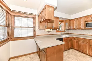 2762 N 82nd St, Milwaukee, WI 53222 - Photo 18