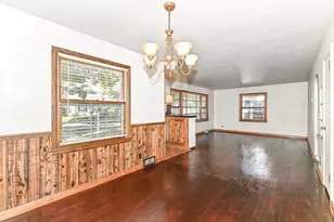 2762 N 82nd St, Milwaukee, WI 53222 - Photo 12