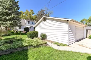 2762 N 82nd St, Milwaukee, WI 53222 - Photo 44