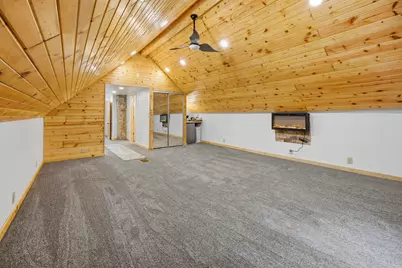 2760 N Booth St, Milwaukee, WI 53212 - Photo 20