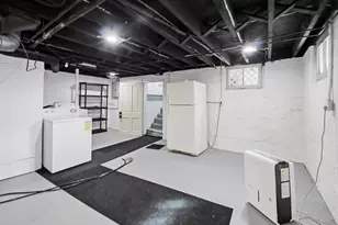 2760 N Booth St, Milwaukee, WI 53212 - Photo 12