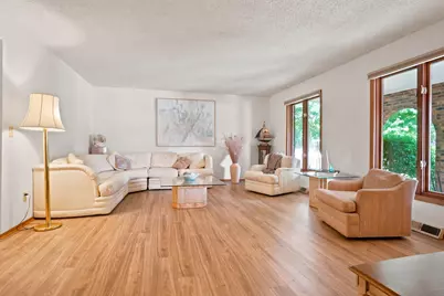 1482  37th Ave, Kenosha, WI 53144 - Photo 6