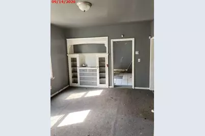 2925 N 23rd St, Milwaukee, WI 53206 - Photo 2