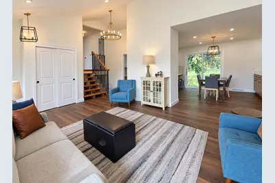 11040 N Riverland Ct, Mequon, WI 53092 - Photo 4