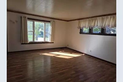 1409 S 16th St, Manitowoc, WI 54220 - Photo 6