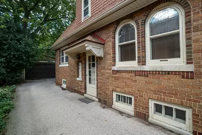 2635 N 68th St #2637, Wauwatosa, WI 53213 - Photo 2