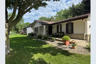 5515  Birch View Rd, Racine, WI 53402 - Photo 2