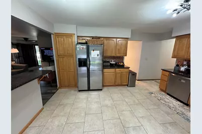 5515  Birch View Rd, Racine, WI 53402 - Photo 6