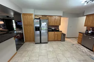5515 Birchview Rd, Racine, WI 53402 - Photo 6