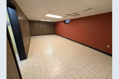 4641 N 71st St, Milwaukee, WI 53218 - Photo 12