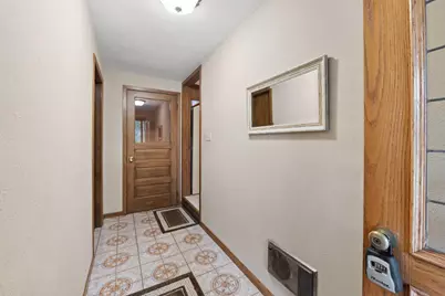 13501 W Dakota St, New Berlin, WI 53151 - Photo 2