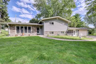 W262S3300 Ridge Rd, Waukesha, WI 53189 - Photo 1
