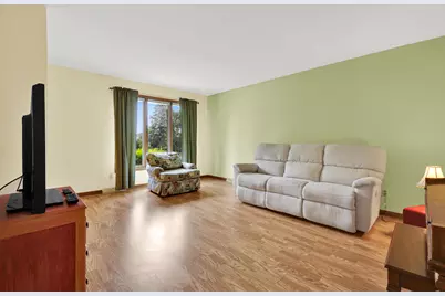 1827  Creek Rd, West Bend, WI 53090 - Photo 6