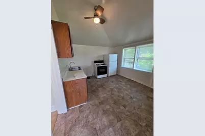 3122 N 42nd St, Milwaukee, WI 53216 - Photo 4