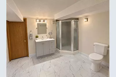 802  N 26th St, Sheboygan, WI 53081 - Photo 14