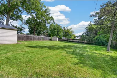 4810  76th St, Pleasant Prairie, WI 53142 - Photo 4