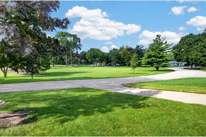 4810  76th St, Pleasant Prairie, WI 53142 - Photo 8