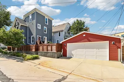 724 E Pearson St, Milwaukee, WI 53202 - Photo 40