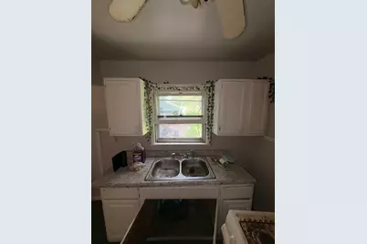 4627 N 49th St, Milwaukee, WI 53218 - Photo 6