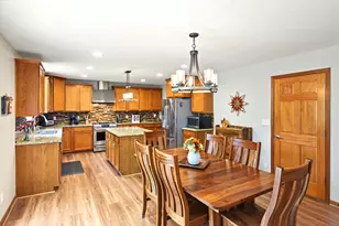 7 Woodridge Ln, Columbus, WI 53925 - Photo 8