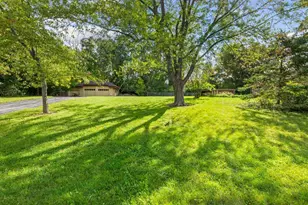 2300 Kevenauer Dr, Brookfield, WI 53005 - Photo 36