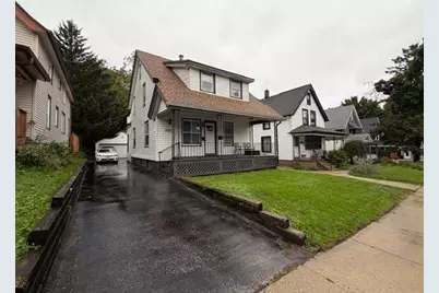 1055 N 68th St, Wauwatosa, WI 53213 - Photo 2