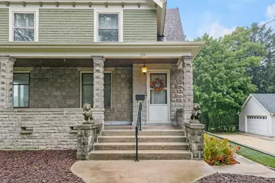 924 W Grand Ave, Port Washington, WI 53074 - Photo 2